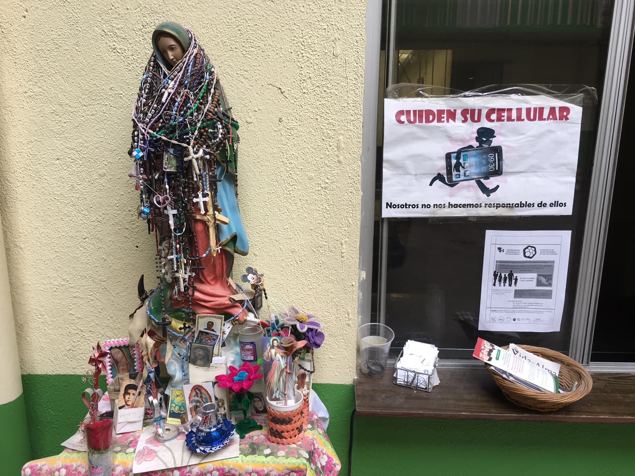 Pat Murphy, director de la Casa del Migrante, dijo que han dejado de llegar hombres que tenían antecedentes criminales y ahora reciben "inocentes que ya habían echado raíces".