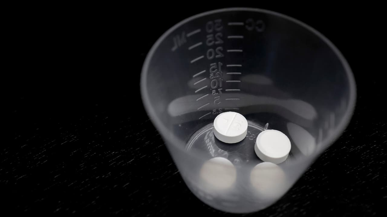 Vinculan nueva droga sintética, más potente que el fentanilo, a una muerte en Los Ángeles