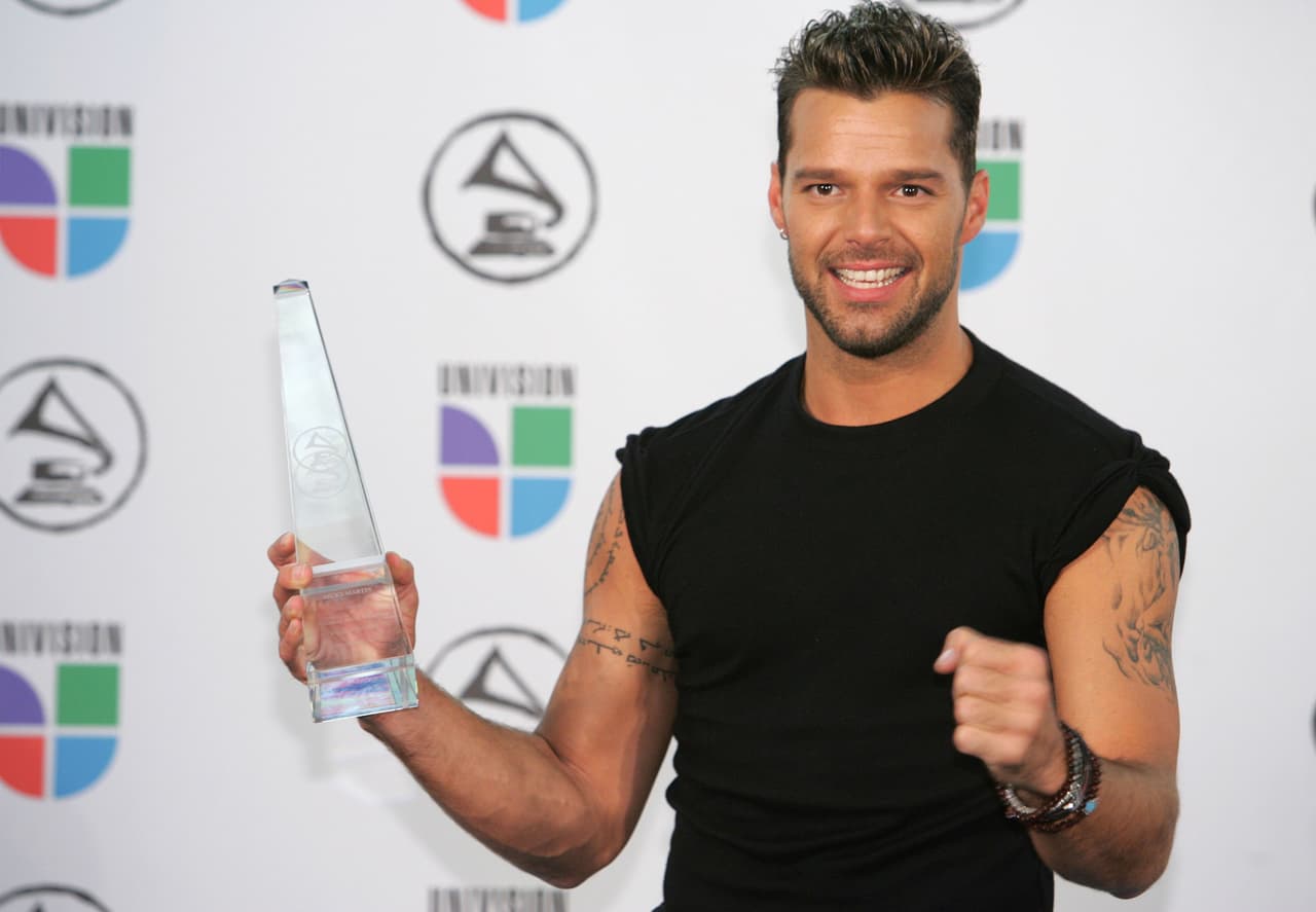 <h3 class="cms-h3-H3">Ricky Martin</h3>
<br>
<h3 class="cms-h3-H3">Año: 2006</h3>