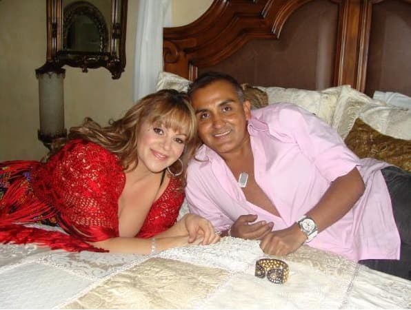 Arturo Rivera, el ángel y mejor amigo de Jenni 