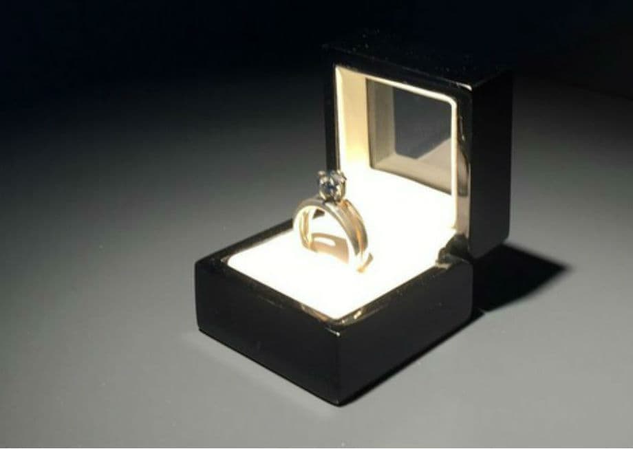 ¿Por qué el diamante fabricado con las cenizas del arquitecto Luis Barragán causa tanta polémica en México?