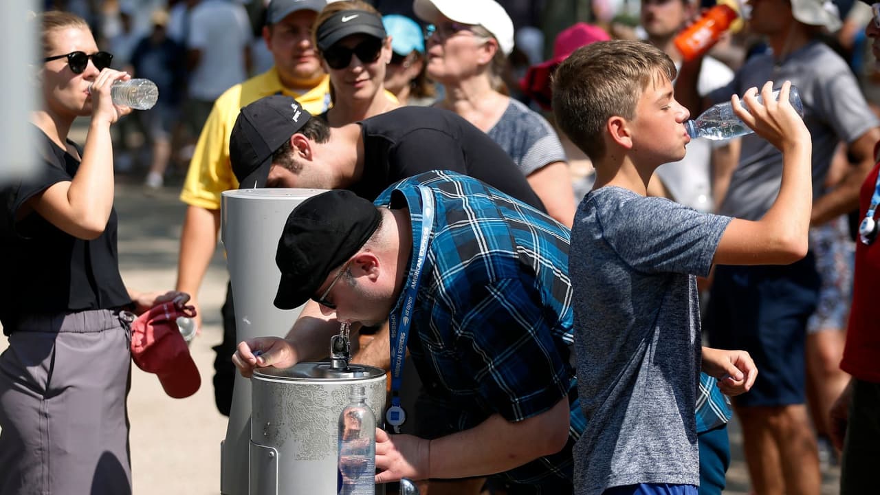 Advierten por ola de calor en Nueva York con sensación térmica de hasta 100 grados 