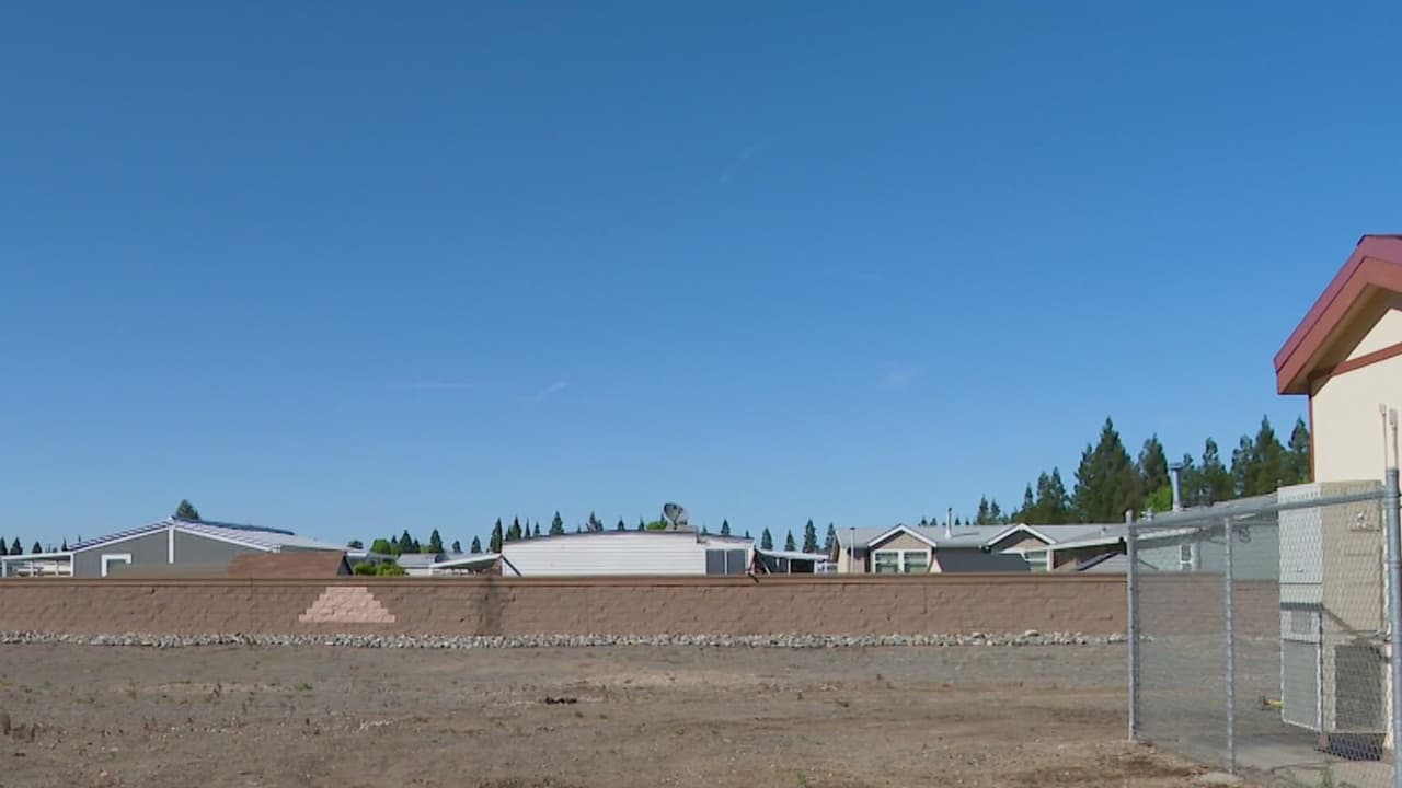 Vecinos de Norte de Natomas se oponen a construcción de refugio para personas sin hogar