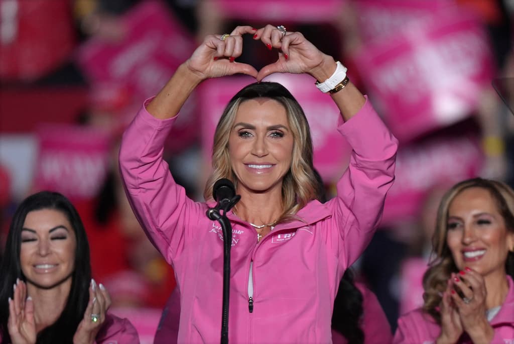 Lara Trump considera que está lista para ser congresista. (AP Photo/Chris Szagola)