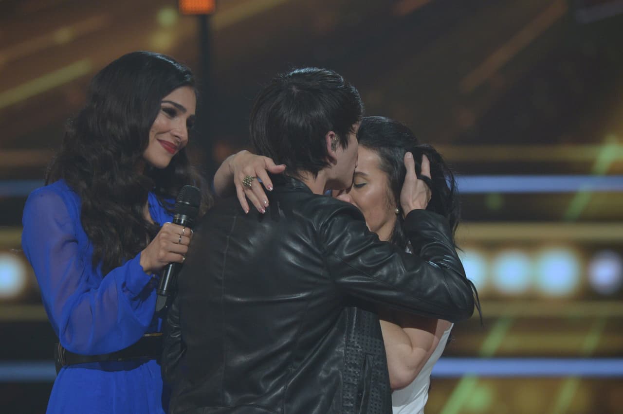 Una noche digna de finales. Pitbull, Fifth Harmony, Wisín, los jueces cantaron y ya tenemos banda. Además, las emociones estuvieron a flor de piel con sorpresas, eliminaciones y estrenos.