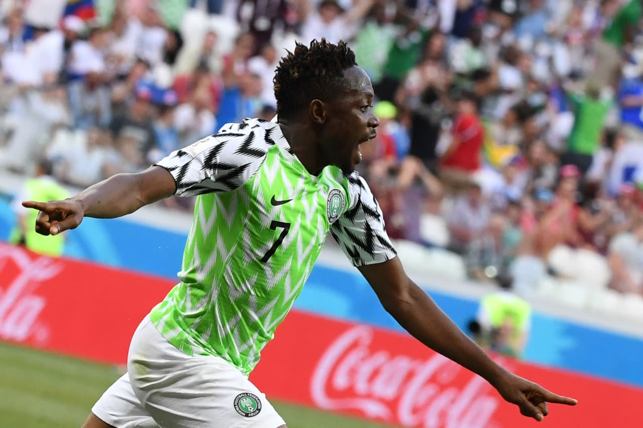 El goleador nigeriano en el Mundial, Ahmed Musa, estaría en la purta de salida del Leicester City para ir al Huddersfield en busca de más minutos.