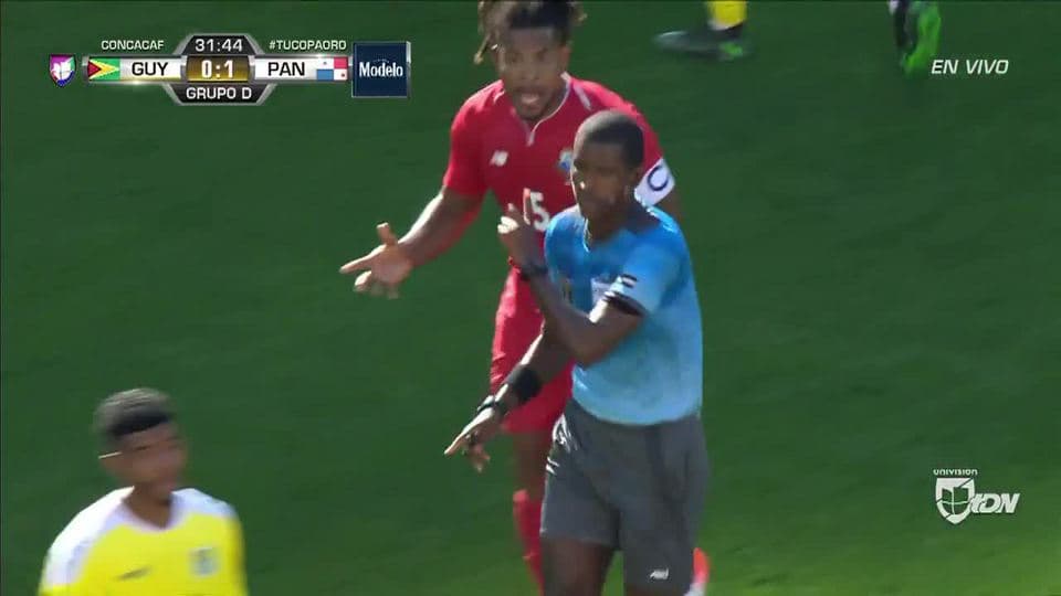 ¡GOOOL! Neil Danns anota para Guyana