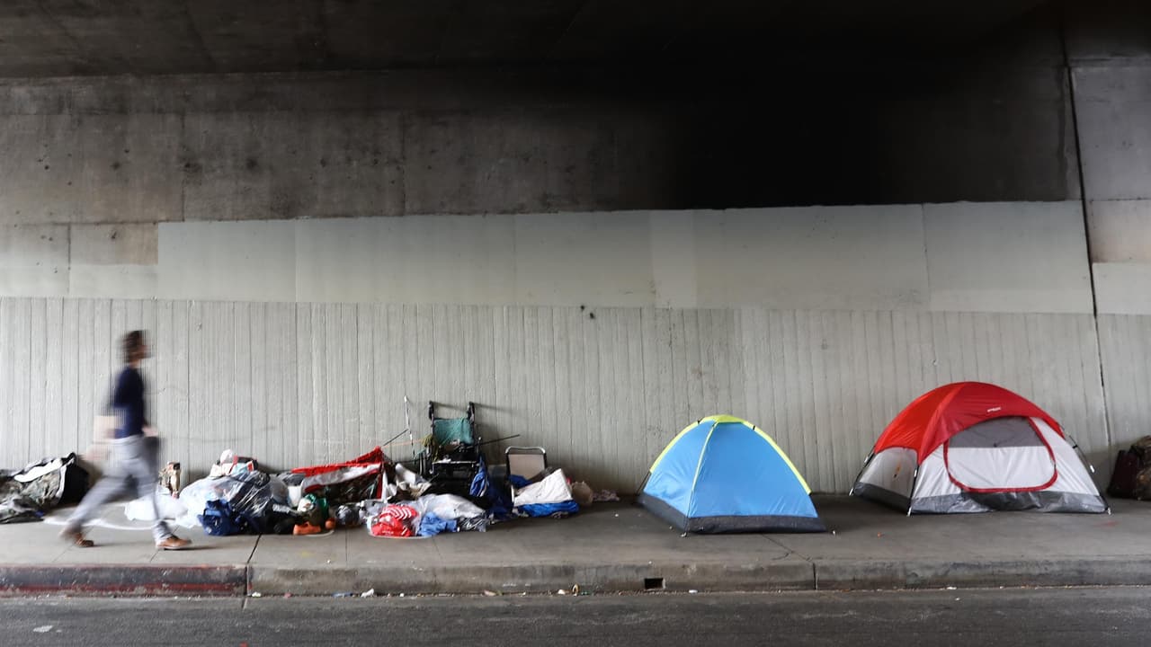 Berkeley, una de las ciudades más liberales de EEUU, busca construir "miniciudades" para desamparados