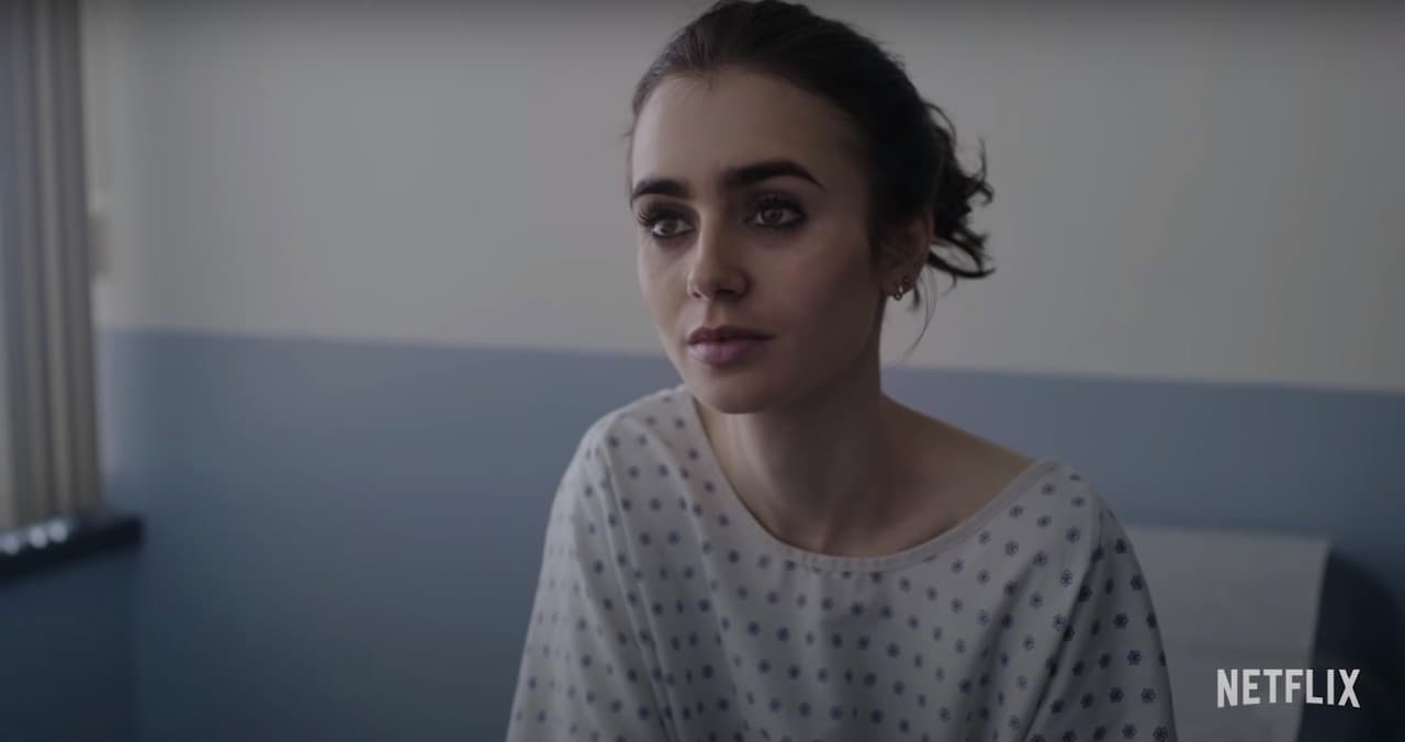 ‘
<b>To the Bone’:</b> Película protagonizada por Lily Collins, muestra la vida de Ellen, una joven de 20 años internada en un programa de recuperación de trastornos alimenticios.