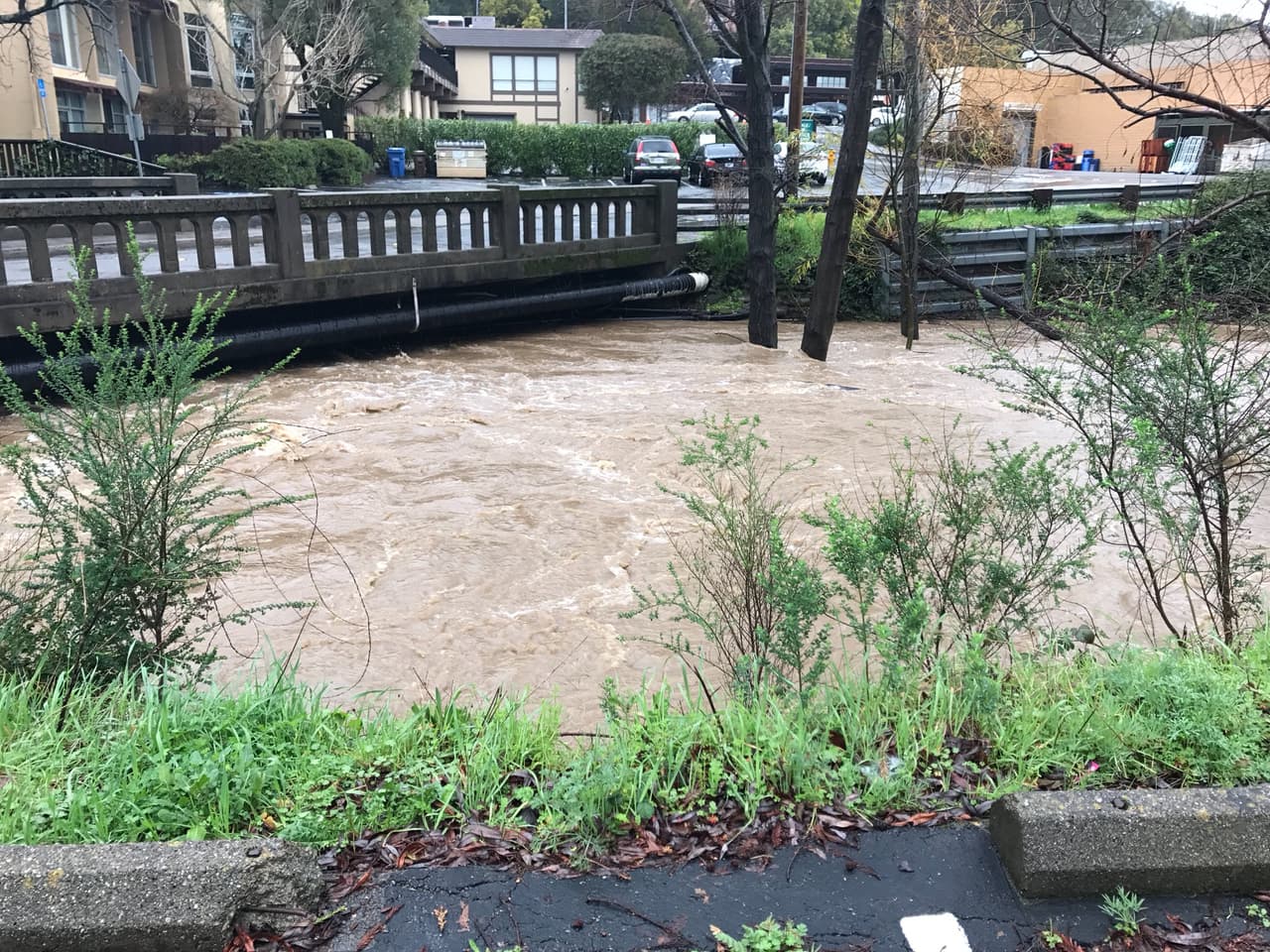 Emiten alerta de inundación en zonas de los condados Marin, Sonoma y Napa