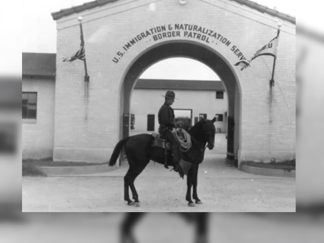 95 años después de su creación, la Patrulla Fronteriza continúa custodiando a caballo 
