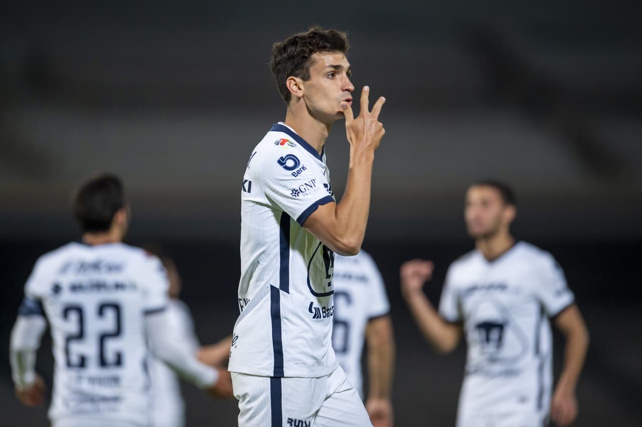 Con gol de Juan Dinenno desde los once pasos, los Pumas vencen 1-0 a Santos y se quedan con los tres puntos. Pumas rompe una mala racha de seis partidos sin ver la victoria y Santos se queda en la quinta posición del torneo.