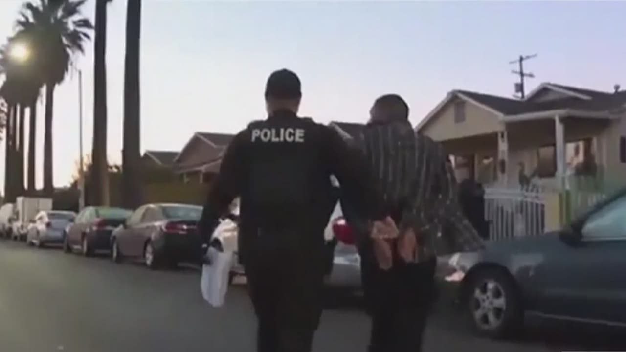 'Conoce tus derechos', el operativo informativo para inmigrantes bajo amenaza de deportación en Los Ángeles