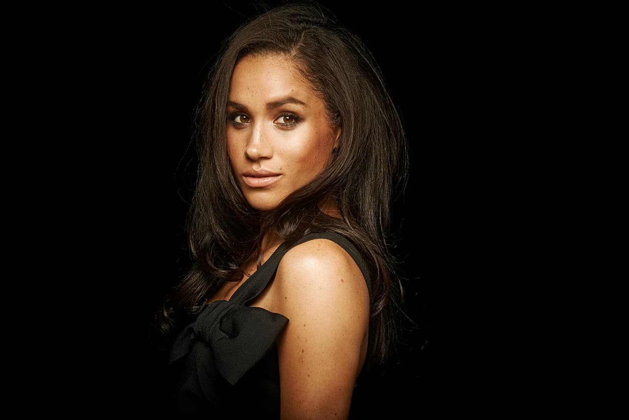 <h3 class="cms-H3-H3">3.- Una mujer trabajadora</h3>
<br>
<br>Antes de ser actriz, Meghan Markle comenzó a trabajar como caligrafista. "Fui a una escuela católica de niñas durante seis años y entonces a los niños 
<b><a href="https://www.esquire.com/entertainment/tv/a23925/meghan-markle-interview/" target="_blank">nos daban clase de caligrafía</a></b>. Siempre he tenido predisposición para hacer la letra cursiva muy buena. Y eso acabó convirtiéndose en un trabajo de semi camarera", le dijo a Esquire en 2013.