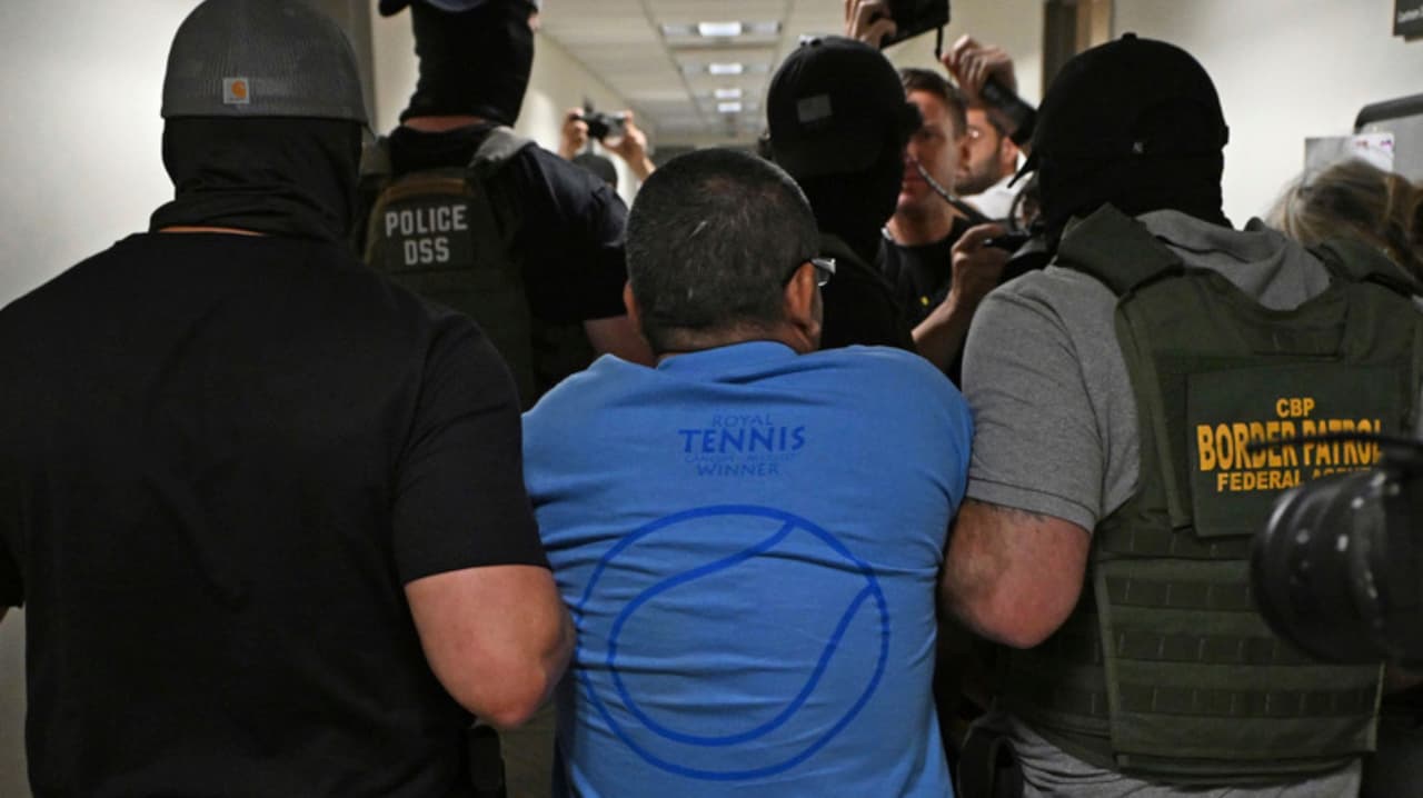 “Hay opciones legales”: abogado cuestiona programa de autodeportación