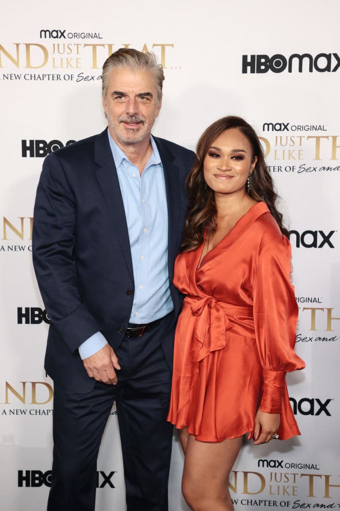 Chris Noth y Tara Wilson en la premiere de "And Just Like That"