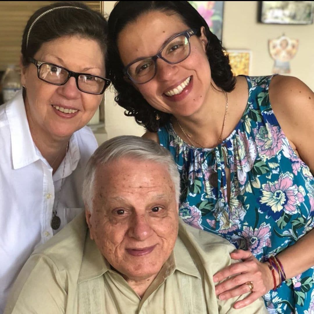 Raúl agradeció al público y a sus compañeros, pero sobretodo a su familia, quienes lo han acompañado en los acontecimientos más relevantes en su vida. Contó que esta mañana su mamá y su papá estuvieron con él apenas se levantó de la cama.