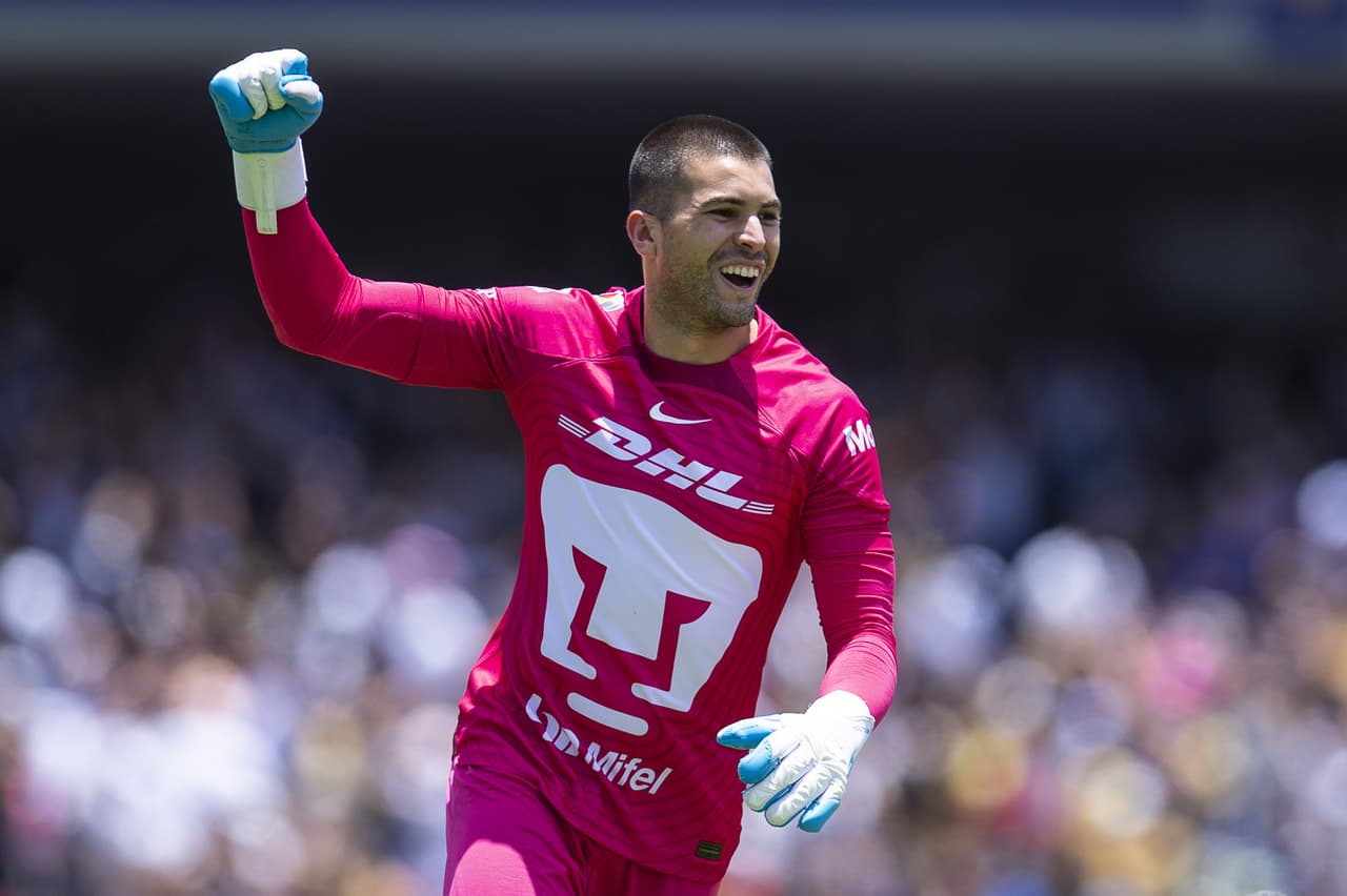 Jerónimo Rodríguez adelantó a los Pumas, pero Rayados igualó con un autogol de Nicolás Freire. A los auriazules les anularon un tanto de Juan Ignacio Dinenno por fuera de lugar tras la revisión del VAR.