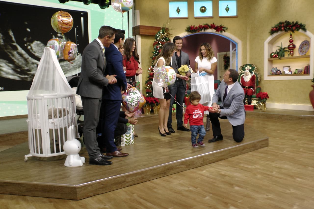 Los primeros regalitos para el nuevo bebé llegaron.