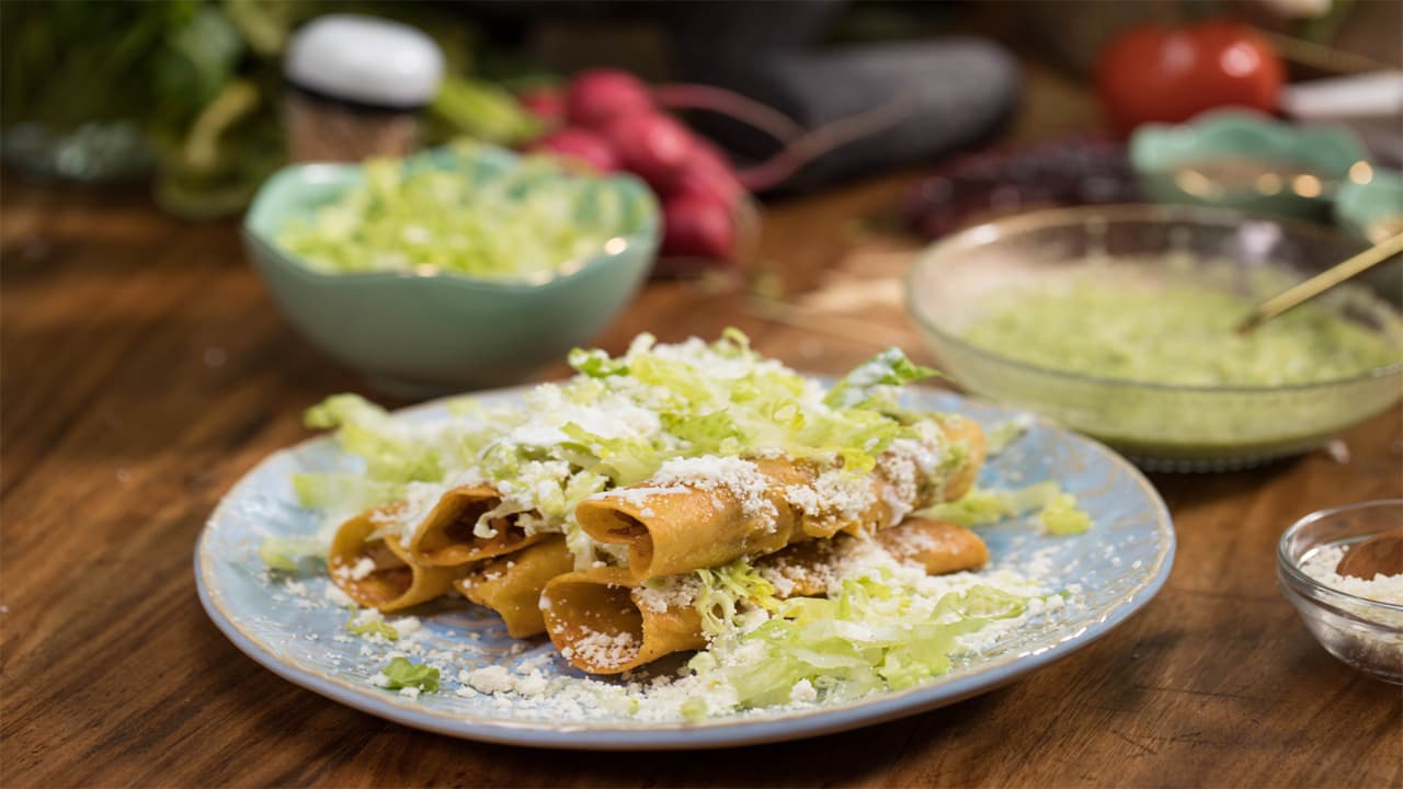 Flautas de papa con chorizo