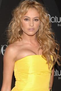 Por ésto y muchas cosas más, Paulina Rubio es querida y escuchada en todos lados.