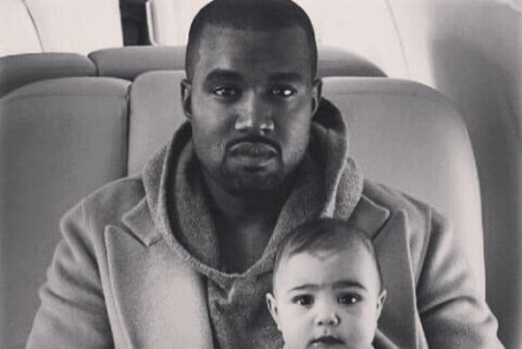 Y aunque lo veamos muy serio, Kanye sabe disfrutar de la vida.