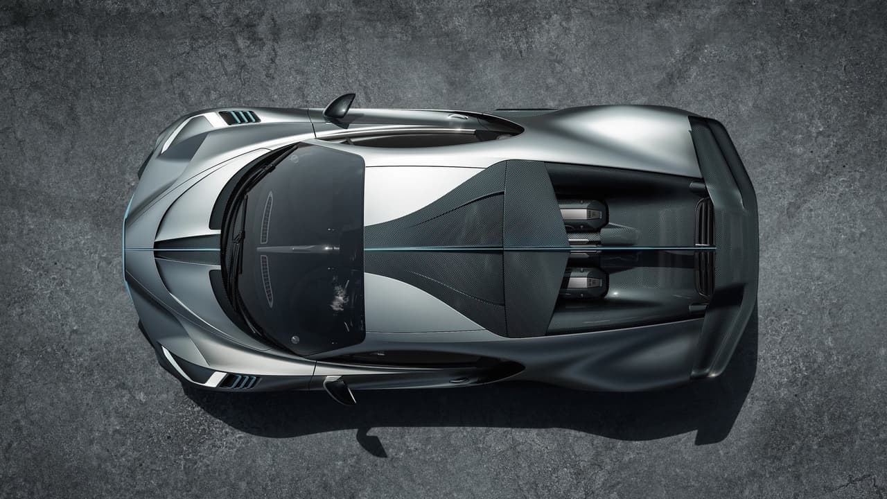 El Bugatti Divo, fue bautizado en honor al corredor francés 
<b>Alberto Divo</b>, doble campeón de la difícil carrera siciliana Targa Florio en 1925 y 1928, en ambas ocasiones a bordo de un Bugatti Type 35.