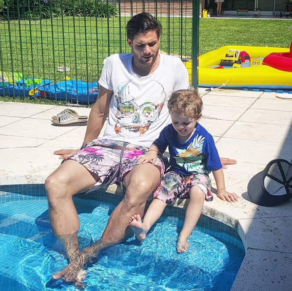 Actualmente Horacio radica en México, pues está construyendo una carrera como actor.