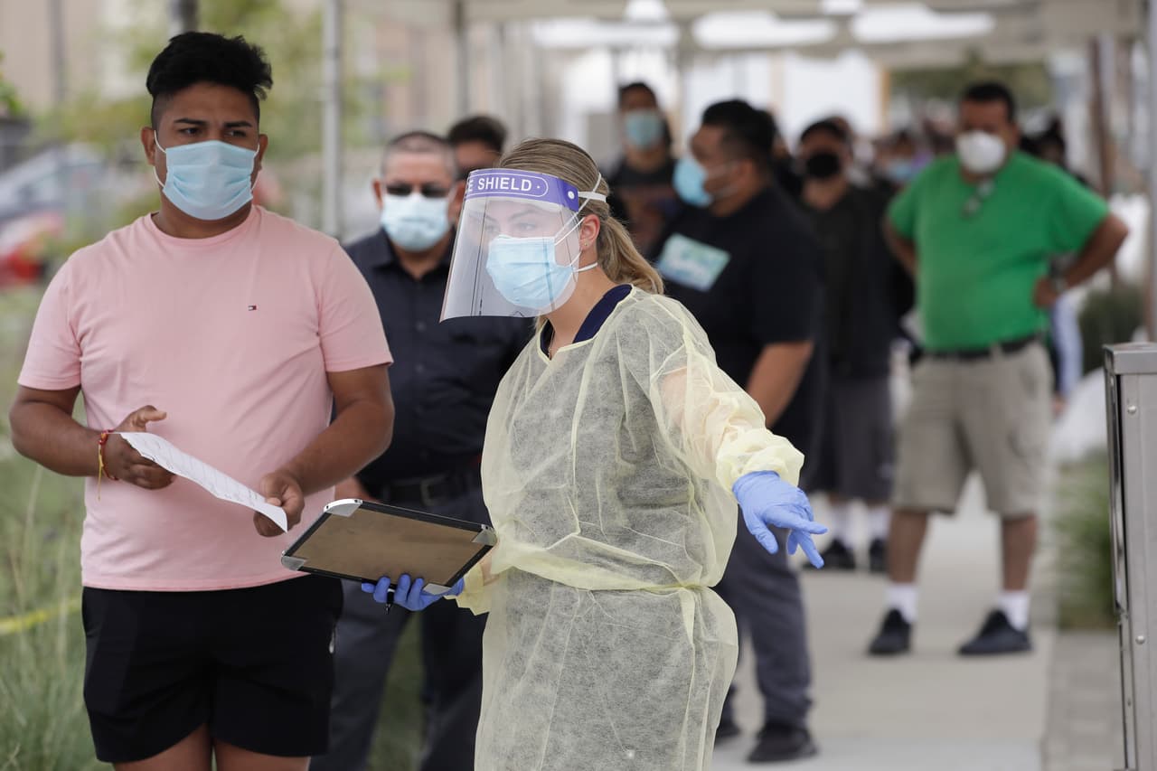 Fiestas masivas, drogas y violencia: recrudece la crisis del coronavirus en el sur de California
