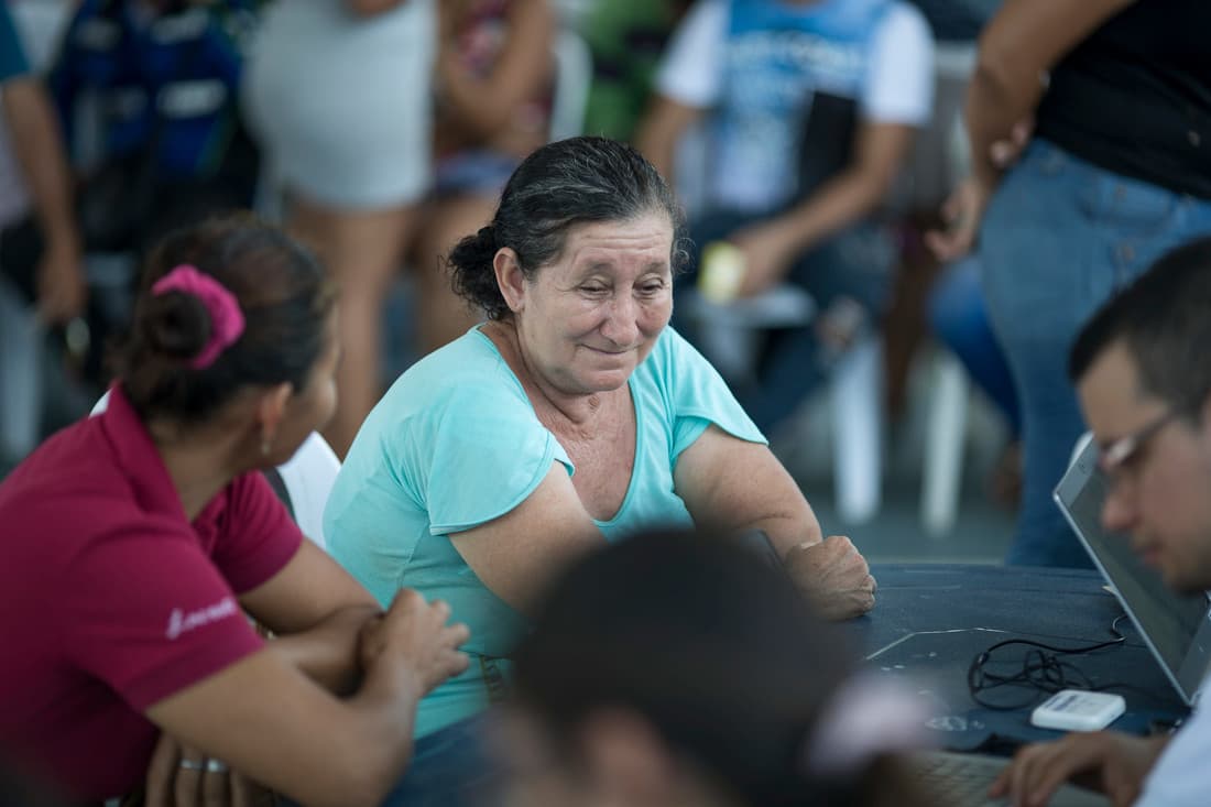 Juntos con las embarazadas, los adultos mayores que salen huyendo de Venezuela, sin ningún recurso, son sumamente vulnerables.