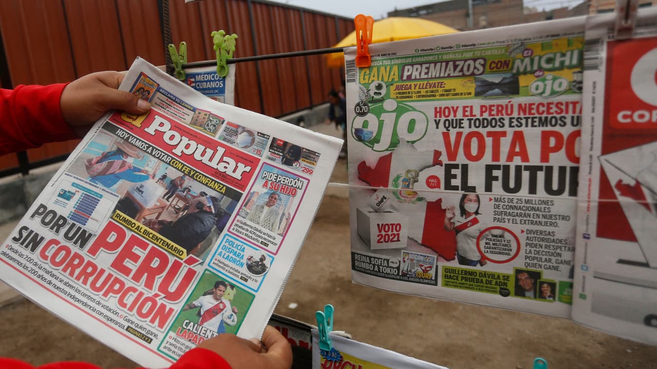 Una mínima distancia separa a Keiko Fujimori y Pedro Castillo en el camino a la presidencia de Perú