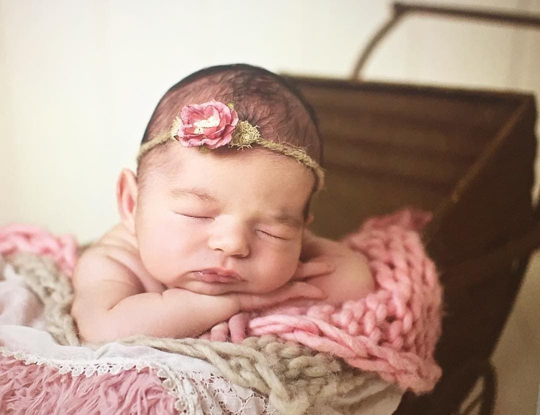 Desde sus primeros días de nacida ya portaba looks fabulosos.