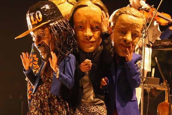 Escenarios llenos de tecnología, color y tramoyas, las estrellas de la música más coloridas y un clima envidiable hacen del Festival del Valle de Indio un experiencia que vale la pena repetir. ¿Vienes al segundo fin de semana de Coachella? ¿Quieres ver más fotos ?: