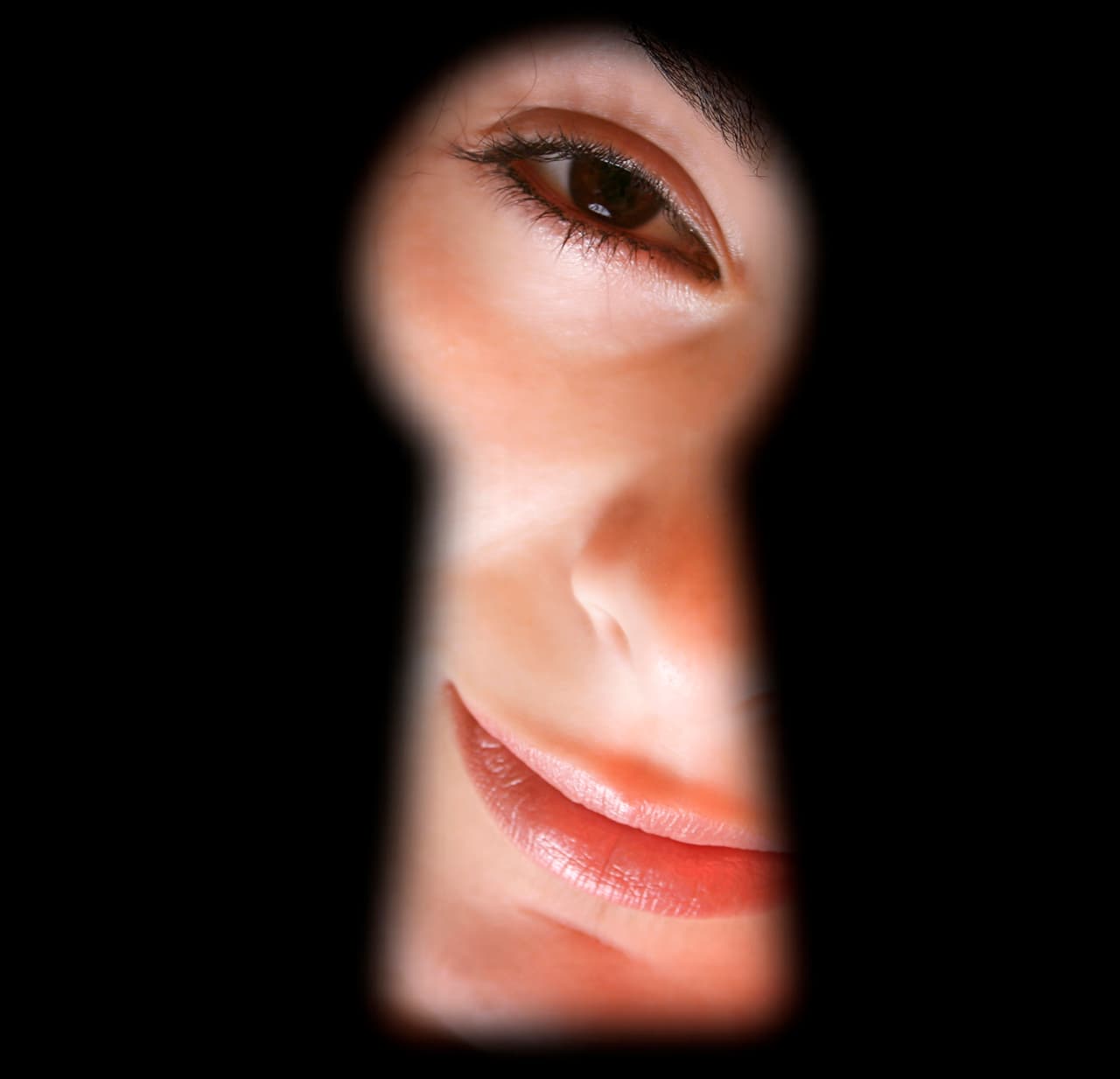 El Gallo marca todo el mes con el tono de lo intuitivo y misterioso en el que tu signo chino del Mono se envuelve para descubrir secretos en este segundo semestre del año 2015, ¡nada se te escapará!