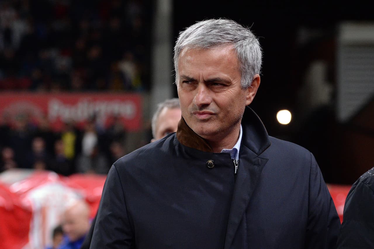 Mourinho dice no estar preocupado por la eliminación de Chelsea en la Copa