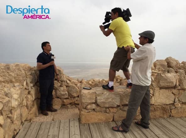 ¡Qué no se nos caiga! Así se vive Despierta América desde Israel.