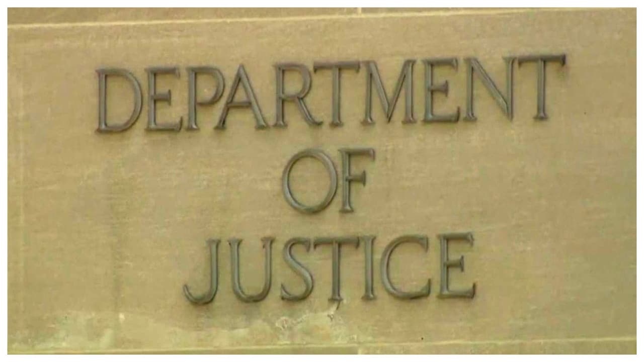 Departamento de Justicia cita a cinco funcionarios de Minnesota por 'obstaculizar' al ICE