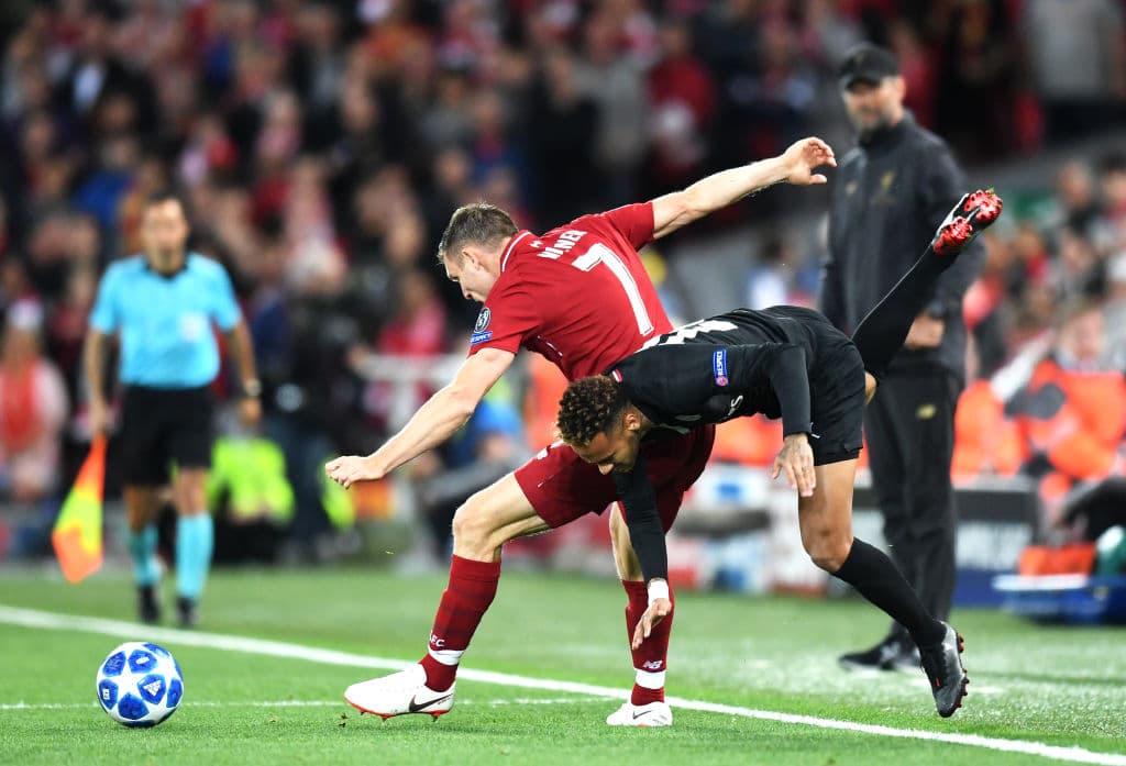 Dugarry dijo en medios franceses que la actuación de Neymar en Champions fue "inadmisible", y asegutó que ver al jugador "irrita a los ojos. En este partido (con Liverpool) se ha burlado del mundo".