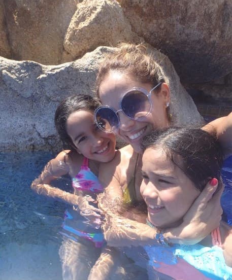 Karla Martinez: "Mis amores!" (Agosto 22, 2016).