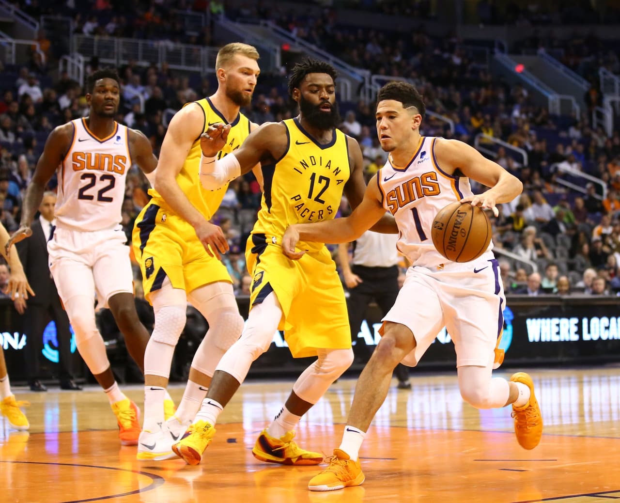 <b>Indiana 109-104 Phoenix</b>. Talking Stick Resort Arena fue la sede de este juego entre el peor equipo del Oeste y los Pacers (13-8) con triunfo para estos últimos a costa de unos alicaídos Suns (4-16).