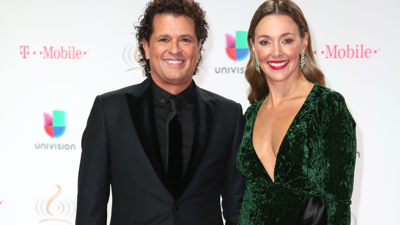 Carlos Vives y Elena Vásquez en Premio Lo Nuestro 2017