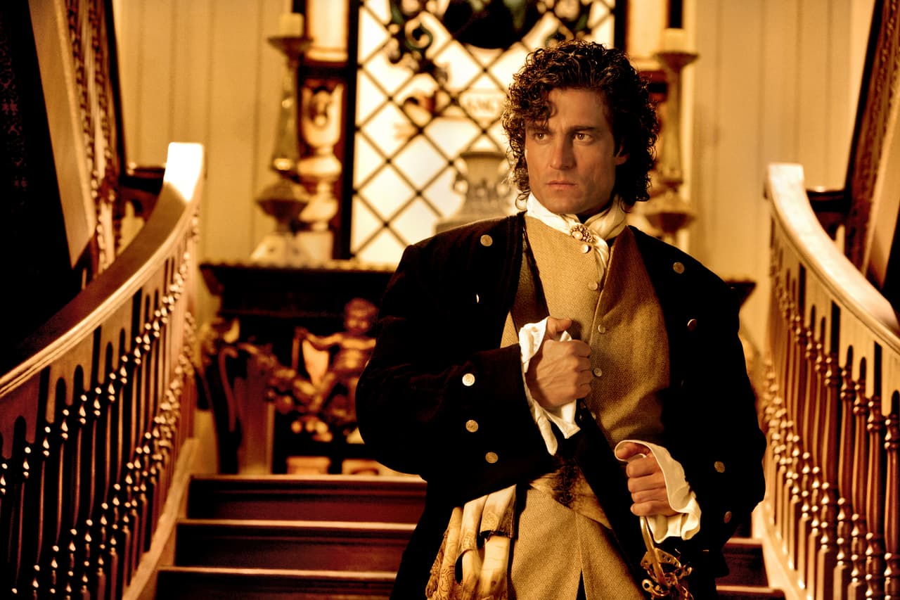 También participó en series mexicanas de los 90 como 
<i>La Telaraña</i> y 
<i>Hora Marcada</i>.