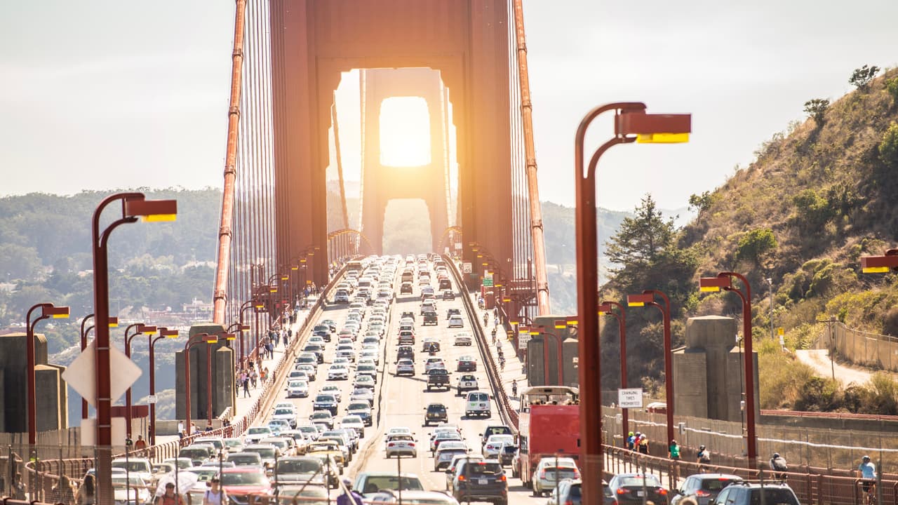 <h3 class="cms-h3-H3">2. San Francisco, California</h3>
<br>Costo de propiedad y mantenimiento: 
<b>100 - la peor -</b>
<br>Tráfico e infraestructura: 
<b>92</b>
<br>Seguridad: 
<b>52</b>
<br>Acceso a vehículos y a su mantenimiento: 57
<br>Dato curioso: 
<b>No hay ciudad en que tener y mantener un carro es más costoso que en San Francisco.</b>