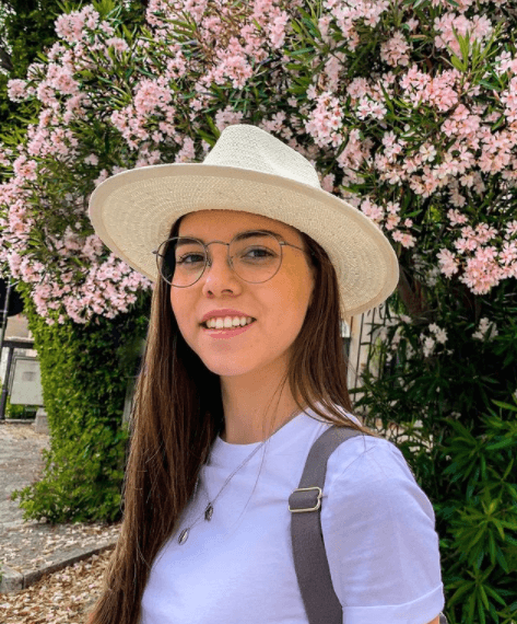 En el mundo de las telenovelas es conocida por dar vida a Susana Carmona en ‘Amores con Trampa’. 
<br>