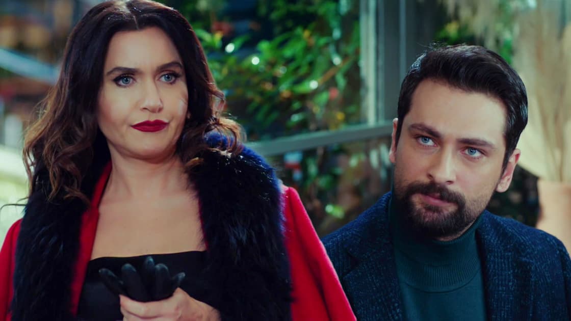 Ender interrumpe la cena de Alihan y Zeynep