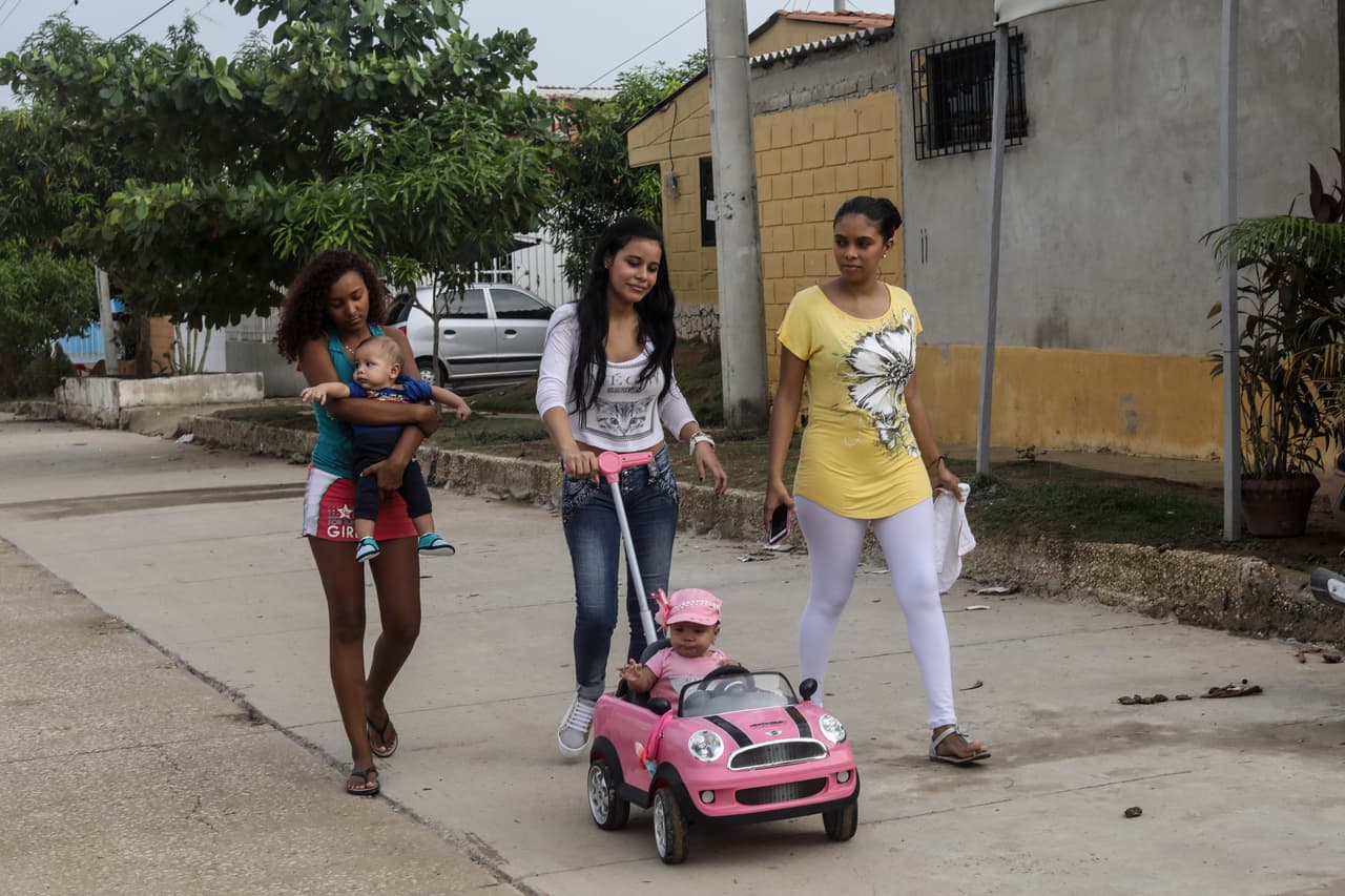 La Ciudad de las Mujeres es hogar para mujeres, hombres y niños de todas las edades.