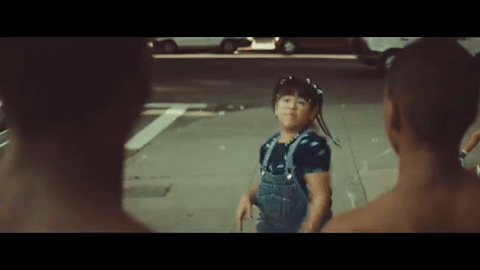 "Ella tiene algo, como un ángel dentro de ella, y todo el mundo pudo ver que es una heroína de todas las niñas y toda la gente que ha sido maltratada y juzgada", asegura la vocalista.