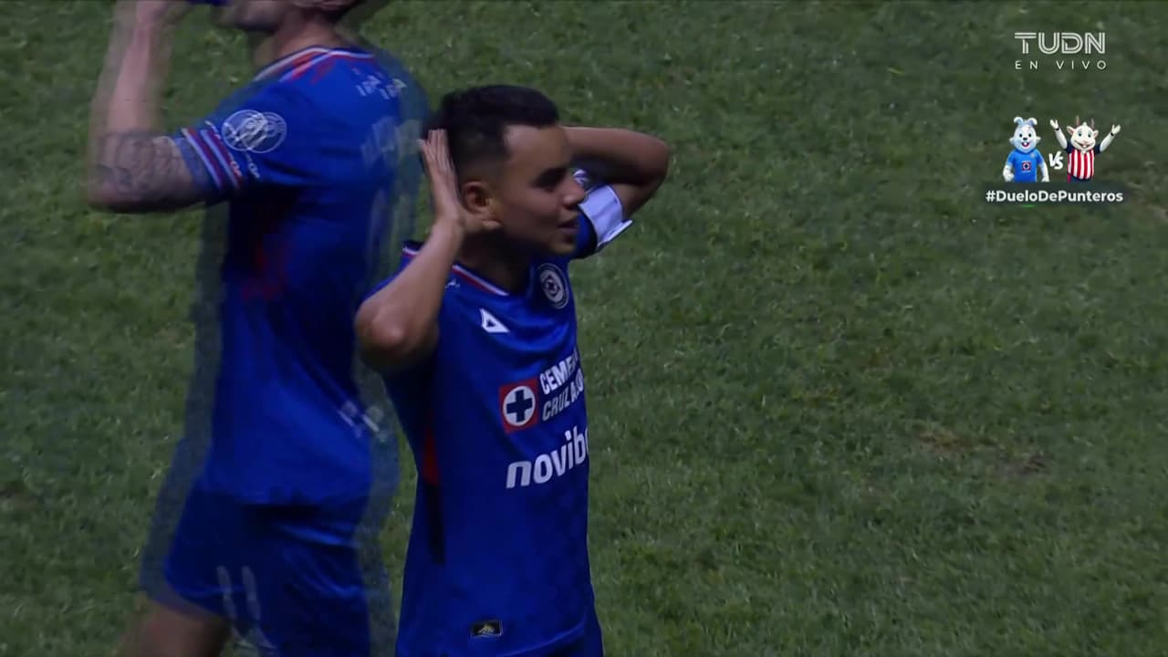 ¡La locura en el Cuauhtémoc! Charly Rodríguez marca el gol de la victoria para Cruz Azul