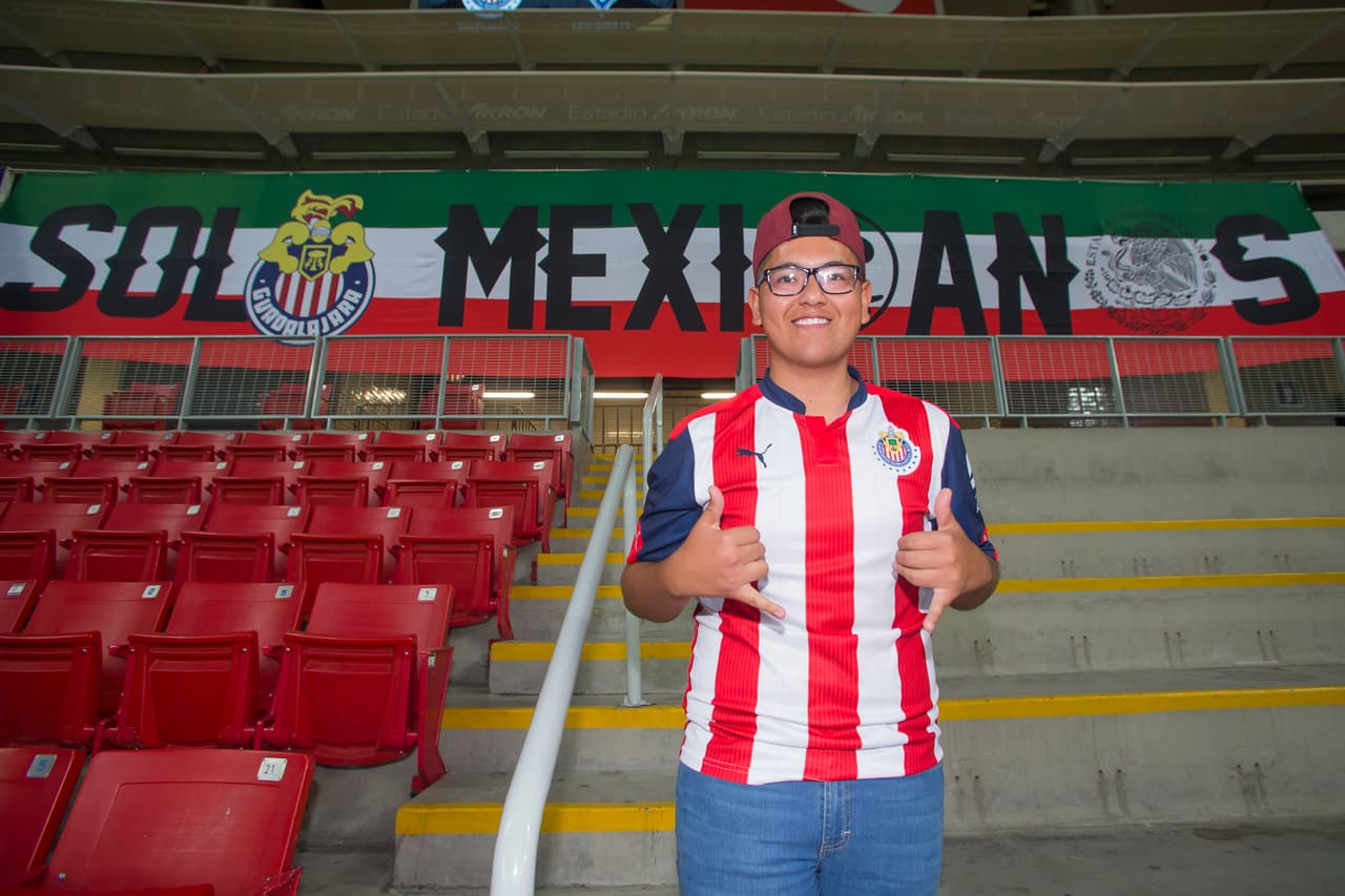 Los pocos aficionados que se acercaron al Estadio Akron llegaron con la ilusión de una remontada de su equipo ante los Seattle Sounders, que en Estados Unidos ganaron por la mínima diferencia.