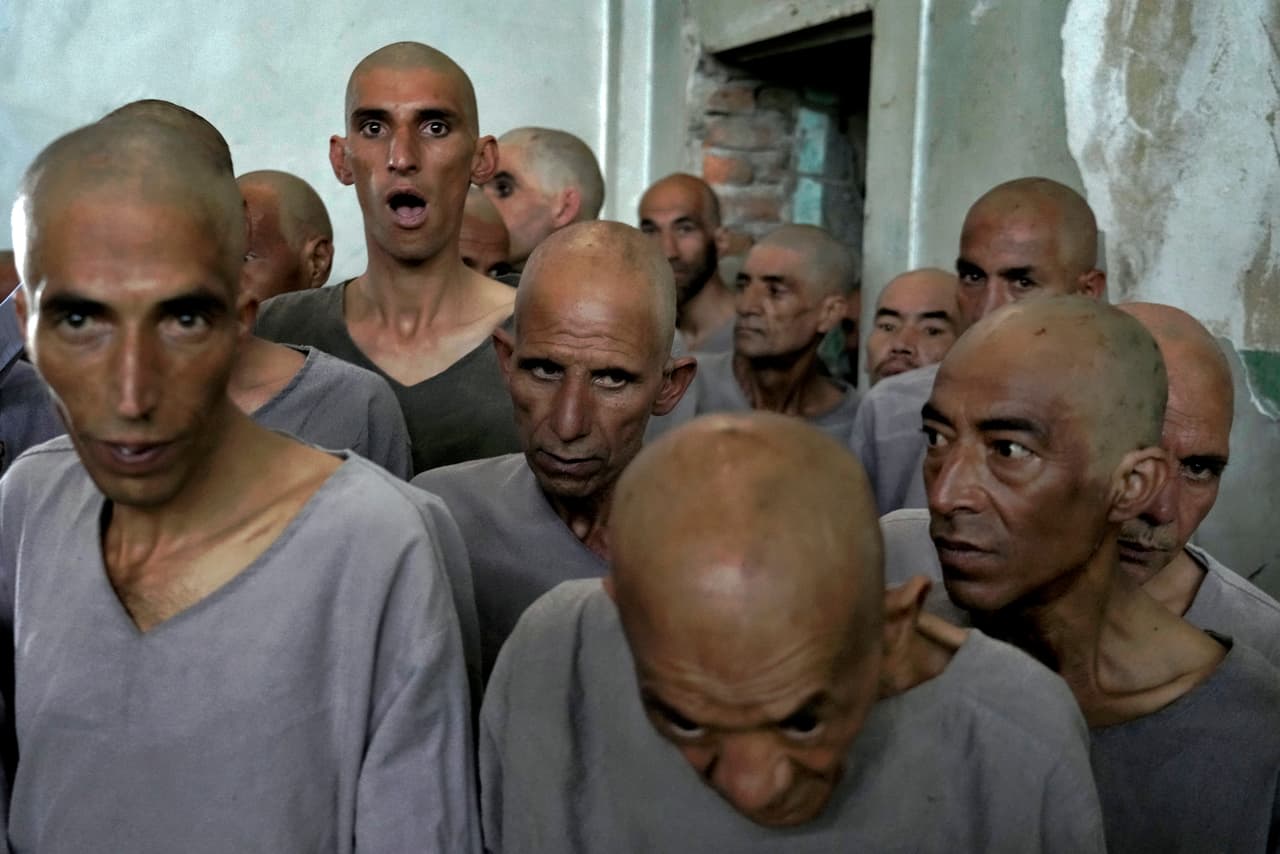 Una de las estadísticas más impactantes del informe del organismo internacional es
<b>la cantidad de padres que dan opio a sus hijos; hasta el 50% de los consumidores de drogas en el norte y el sur del país.</b>
<br>
<br>
<br>